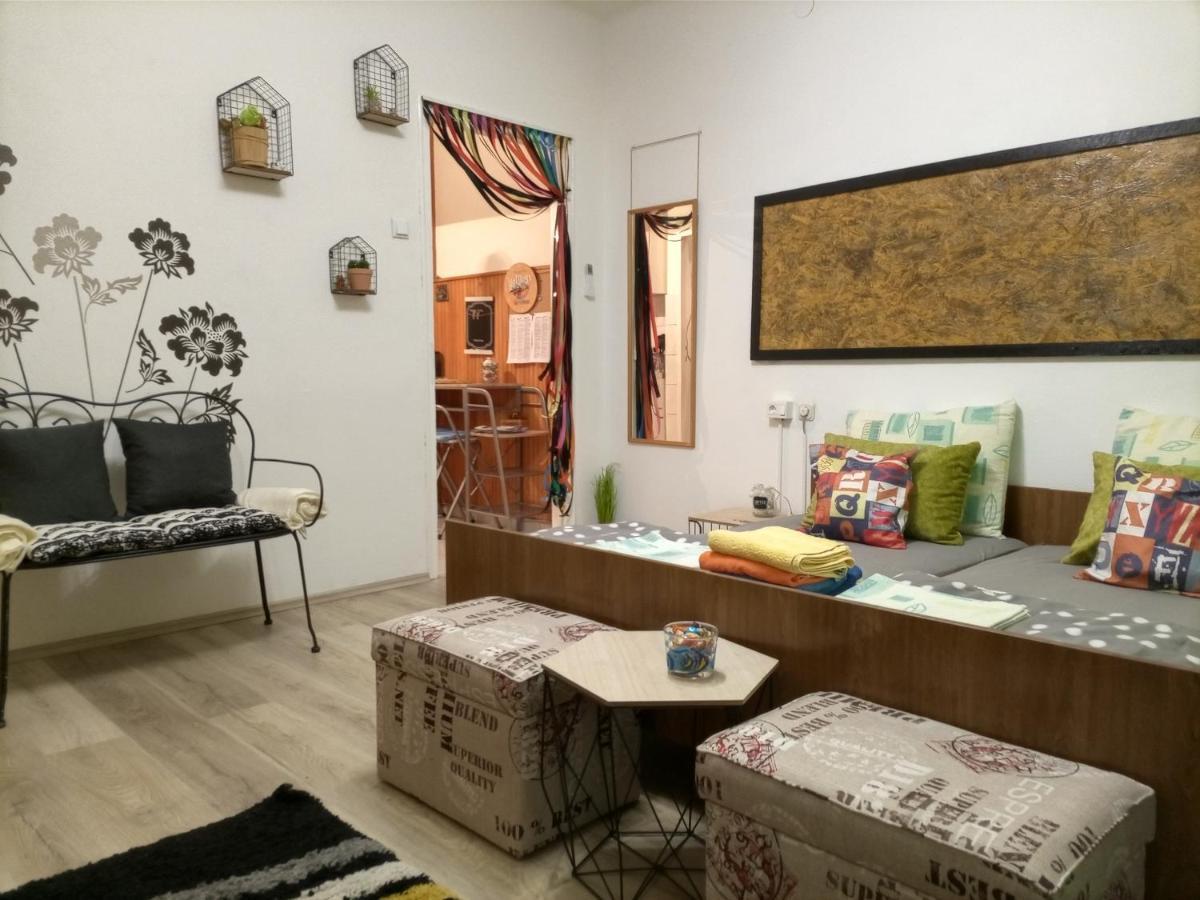 Studio Apartment Corner 里耶卡 外观 照片